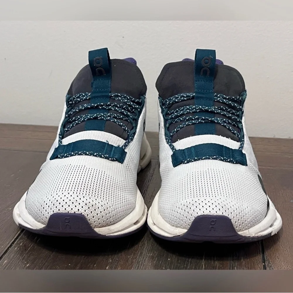 On Cloudnova Undyed/Purple/Forrest Size 8 - Picture 2 of 7